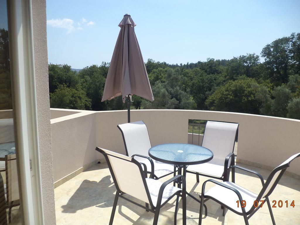 Apartmani Bulajic Tivat Kültér fotó