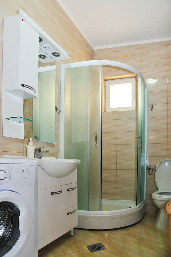 Apartmani Bulajic Tivat Kültér fotó